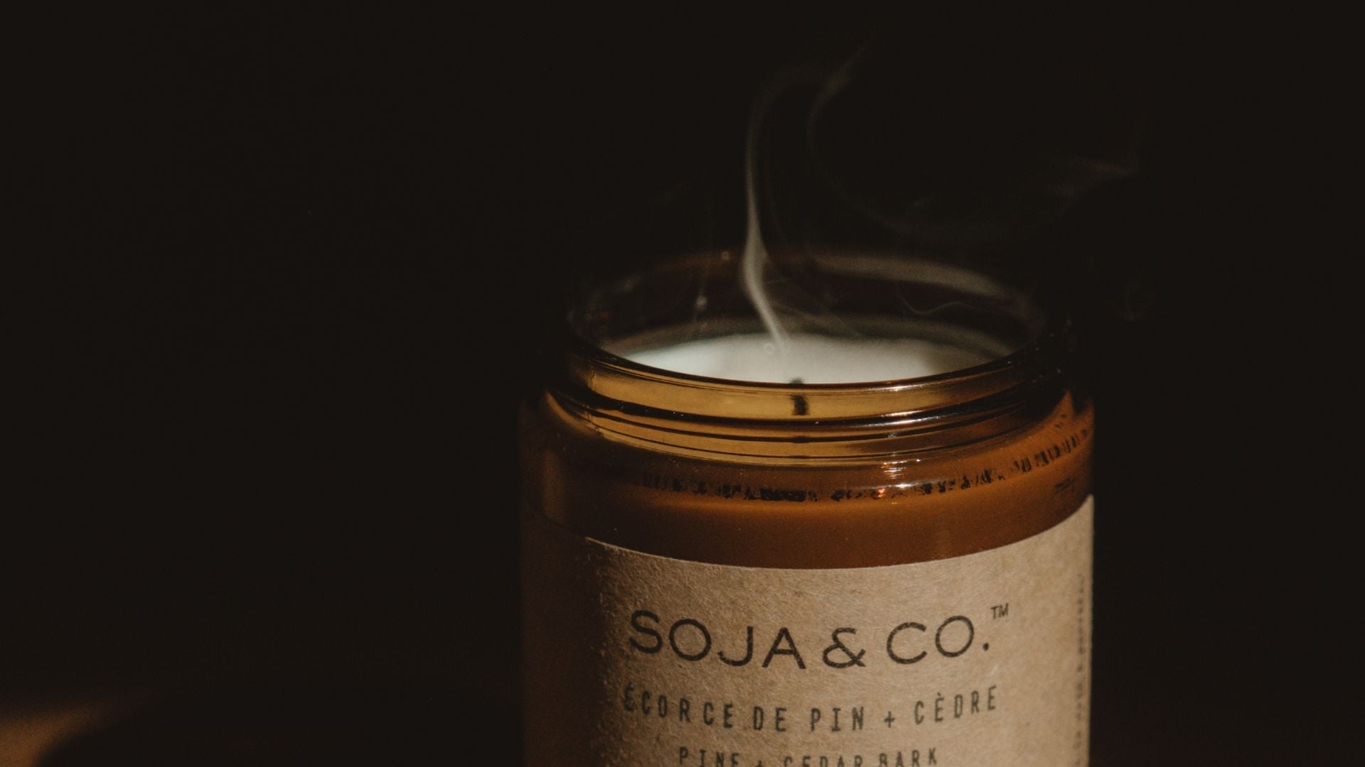 Les dangers des chandelles et bougies : guide complet pour une utilisation saine