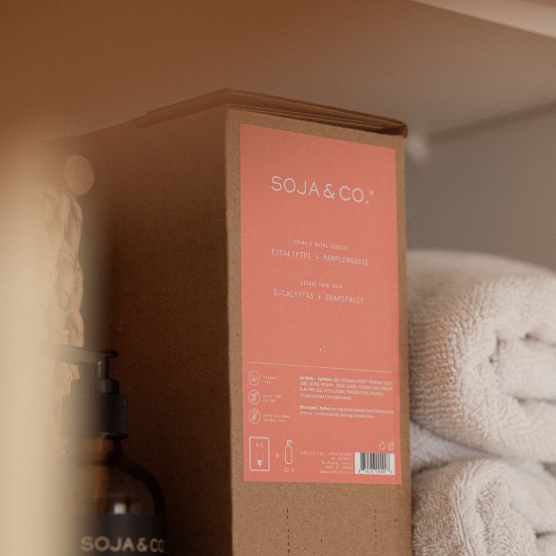 Recharge de savon à mains SOJA&CO. au parfum d’eucalyptus et pamplemousse, 4 L en boîte