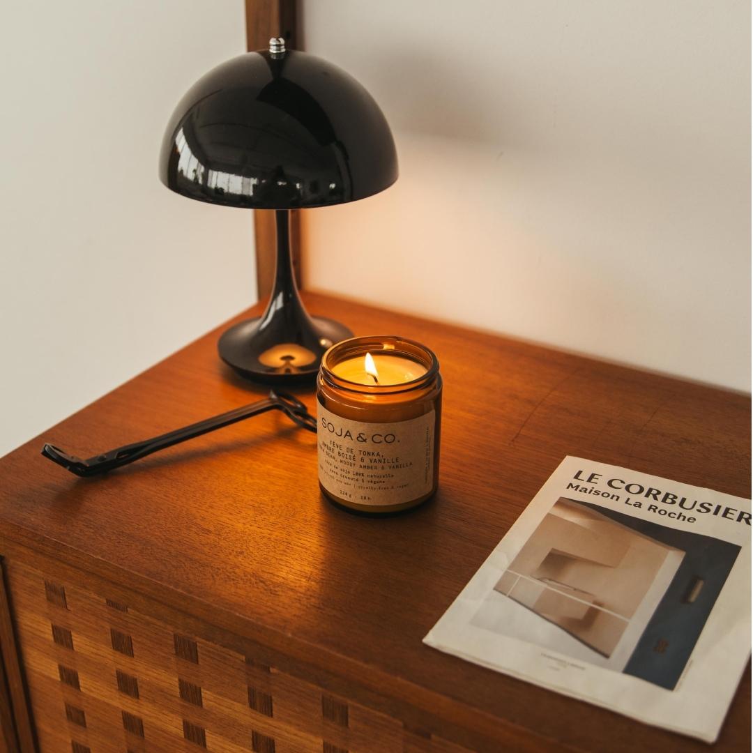 Bougie | Fève de tonka, Ambre boisé & Vanille - SOJA&CO. ™