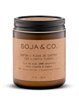 Chandelle de cire de soja naturelle SOJA&CO., au parfum sapin et fleur de cactus, pot ambré réutilisable