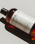 Gel douche naturel SOJA&CO. lavande, bois de santal et vanille, contenant ambré réutilisable