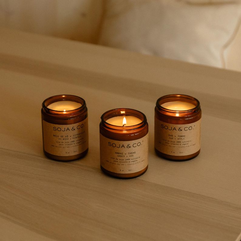 Chandelle de cire de soja naturelle SOJA&CO., pot ambré réutilisable