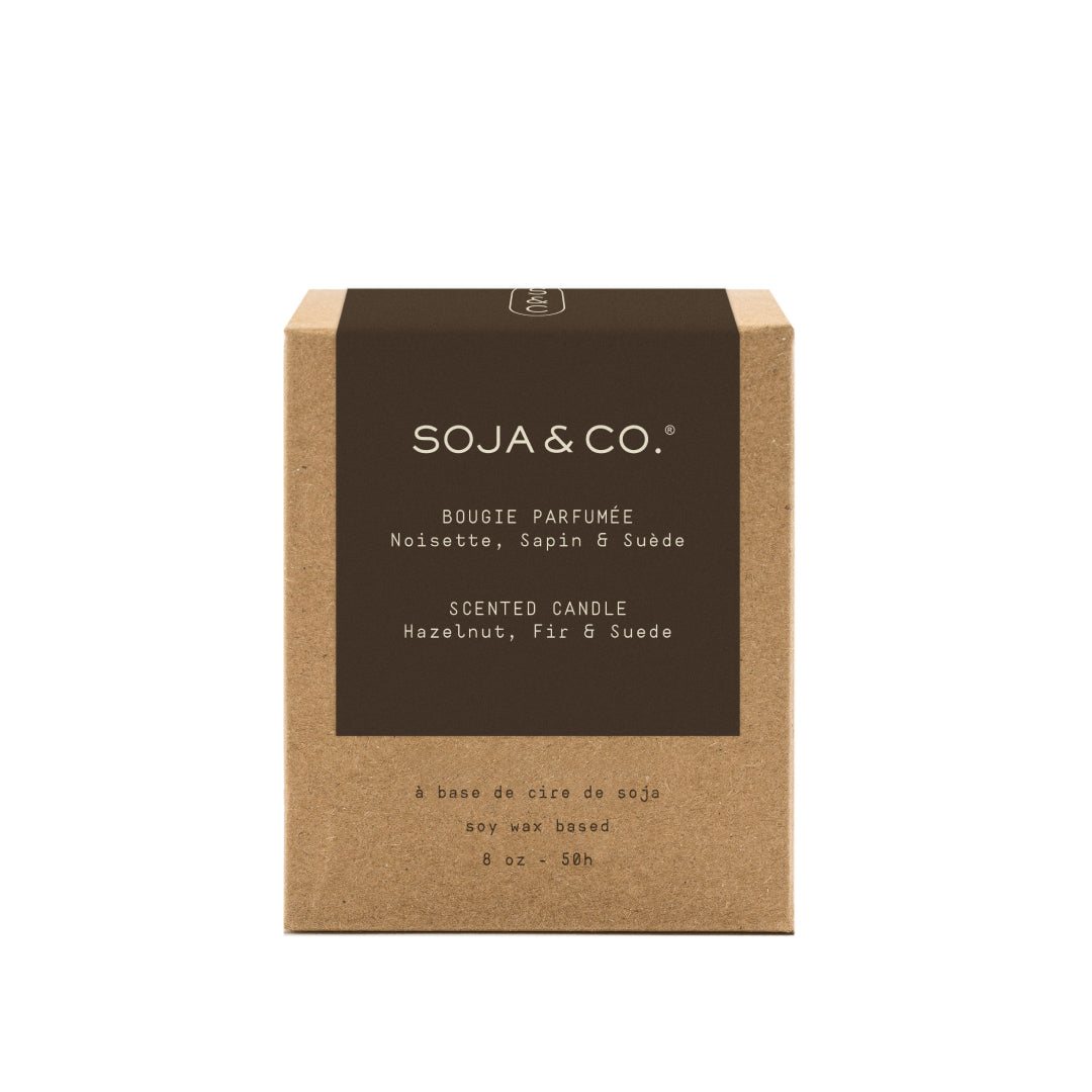 boîte de la bougie 8 oz noisette, sapin & suède SOJA&CO.