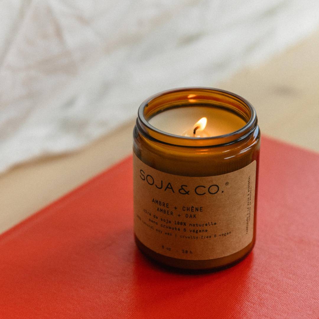 Bougie Ambre + Chene SOJA&amp;CO.
