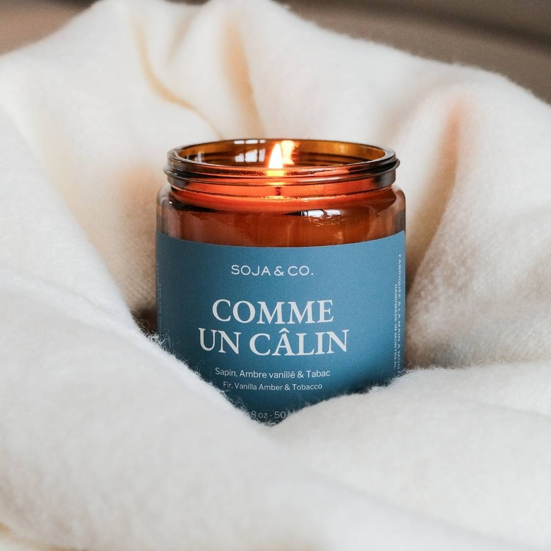 Bougie « comme un câlin » | Sapin, Ambre vanillé &amp; Tabac