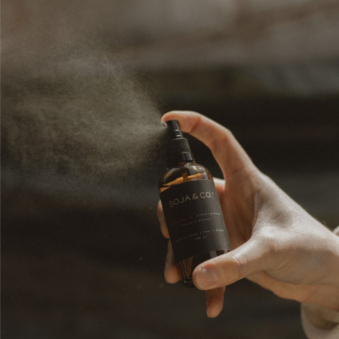 Bruine d'ambiance | Poire + Hinoki - SOJA&CO.®