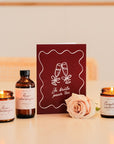 Ensemble complet Saint-Valentin comprenant une carte, des bougies parfumées et un bain moussant
