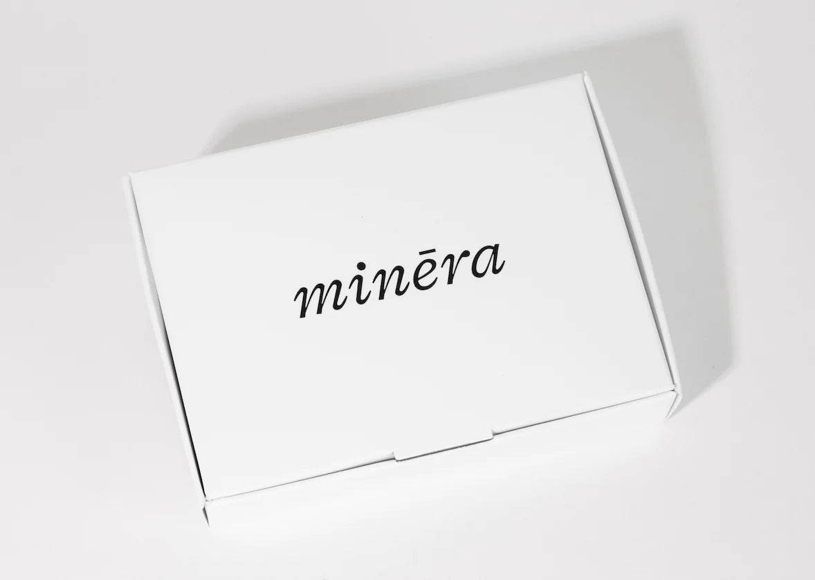 Minēra — Porcelaine de gua sha - SOJA&amp;CO. ™