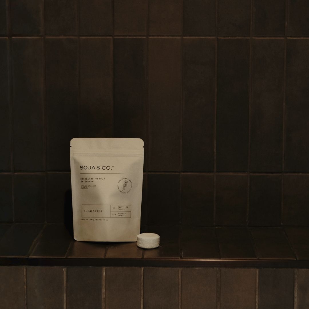 Pastilles de douche eucalyptus SOJA&CO pour une expérience spa rafraîchissante